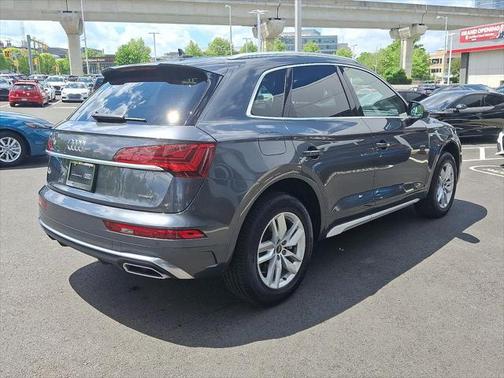 2023 Audi Q5 45 S line Premium