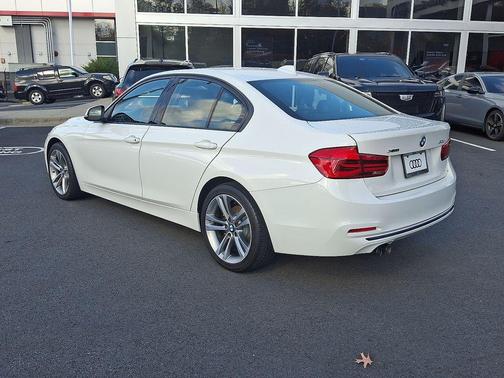 2018 BMW 330 xDrive