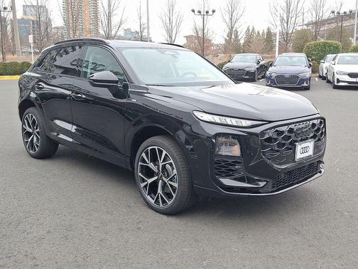2026 Audi Q3 S line