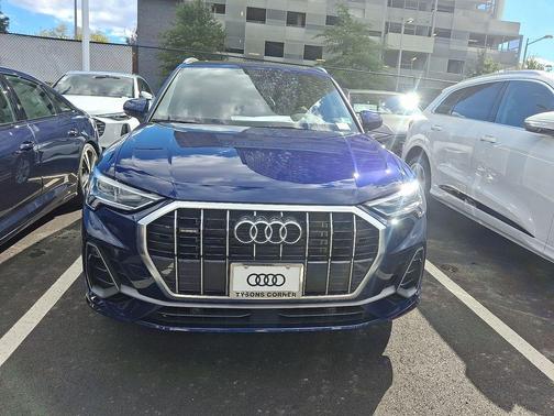 2025 Audi Q3 Premium 45 TFSI S line quattro Tiptronic