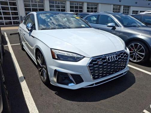 2022 Audi S5 Premium Plus TFSI quattro Tiptronic