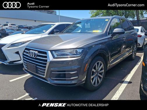 Samurai Gray Metallic 2018 Audi Q7 3.0T Premium Plus