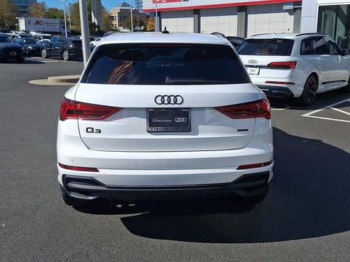 2025 Audi Q3 Premium 45 TFSI S line quattro Tiptronic