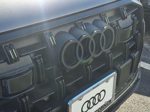 2026 Audi Q7 55 Premium Plus