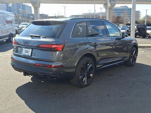 2026 Audi Q7 55 Premium Plus