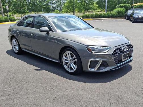 2023 Audi A4 45 S line Premium Plus