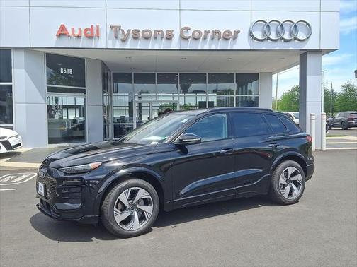 2025 Audi Q6 e-tron Premium Plus quattro