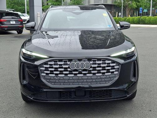Black Metallic 2025 Audi Q5 Premium Plus TFSI quattro S tronic