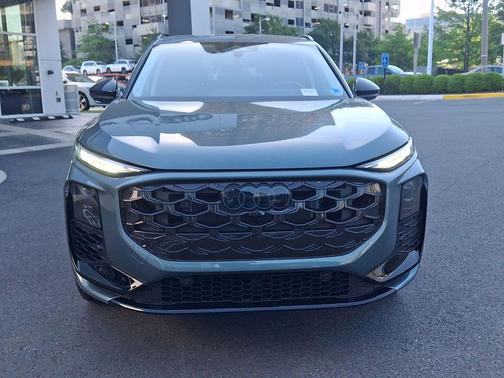 Sage Green Metallic 2026 Audi Q3 TFSI quattro S tronic