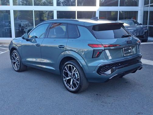 Sage Green Metallic 2026 Audi Q3 TFSI quattro S tronic
