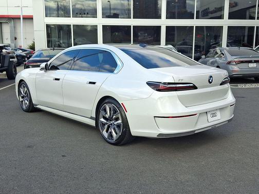 2023 BMW i7 xDrive60