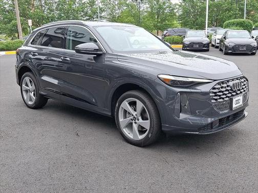 2025 Audi Q5 Premium Plus