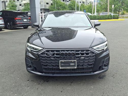 2022 Audi A8 L 55 TFSI quattro Tiptronic
