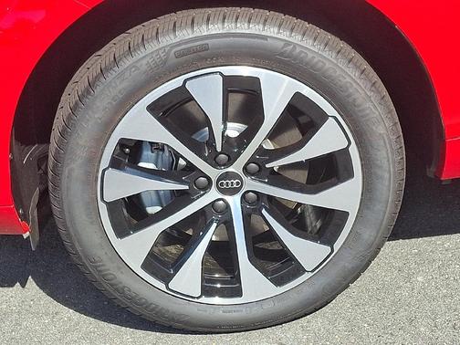 Progressive Red Metallic 2026 Audi Q3 TFSI quattro S tronic