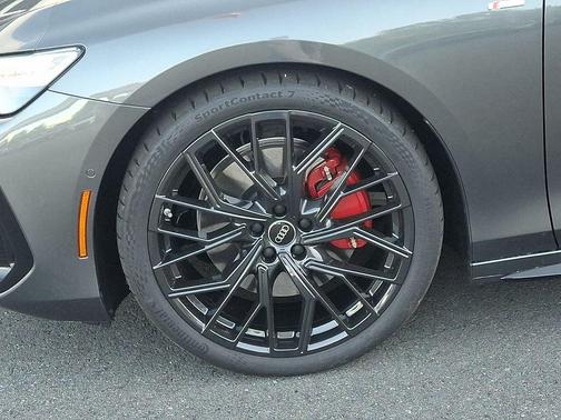 Daytona Gray Pearl Effect 2026 Audi A6 Prestige quattro S tronic