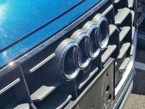 2019 Audi Q8 3.0T Premium Plus