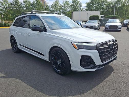 2025 Audi SQ7 4.0T Premium Plus
