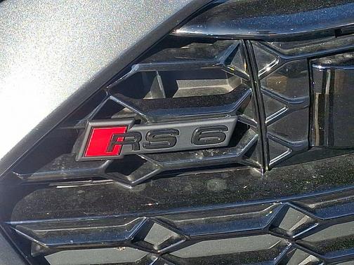 Daytona Gray Pearl Effect 2025 Audi RS 6 Avant 4.0T