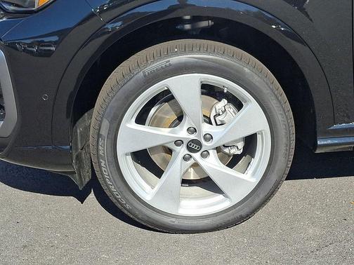 2025 Audi Q5 Premium Plus TFSI quattro S tronic