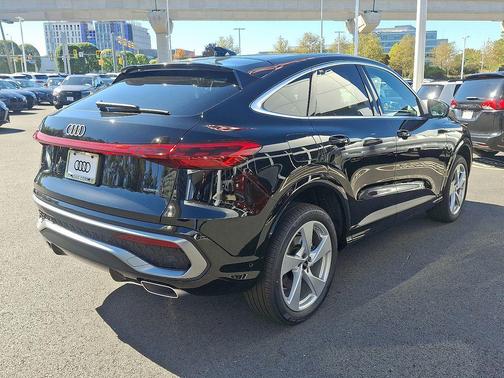 2025 Audi Q5 Premium Plus TFSI quattro S tronic