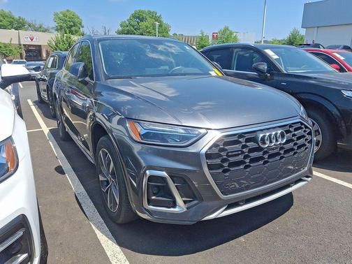 Daytona Gray Pearl 2023 Audi Q5 45 S line Premium Plus