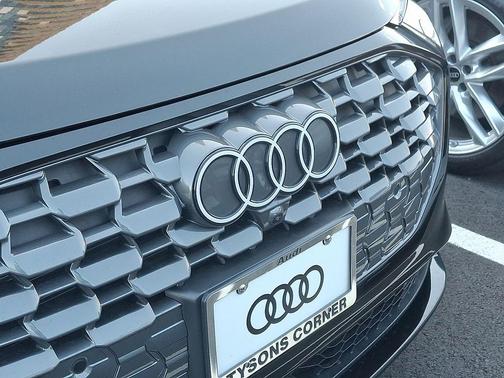 2025 Audi Q5 Premium Plus TFSI quattro S tronic