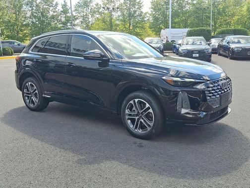 2025 Audi Q5 Premium