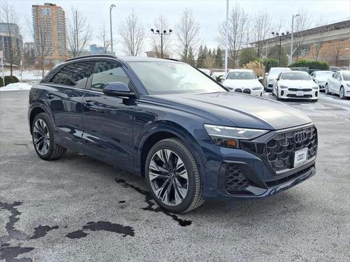 2025 Audi Q8 55 Premium Plus