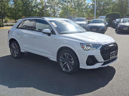 2024 Audi Q3 45 S line Premium Plus