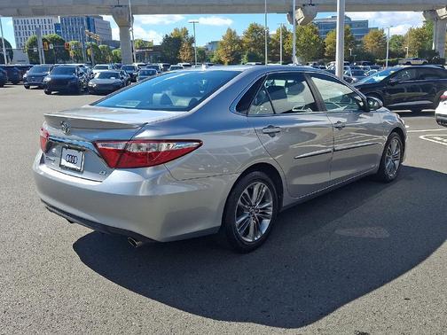 Celestial Silver Metallic 2015 Toyota Camry SE