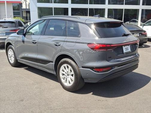 2025 Audi Q6 e-tron Premium
