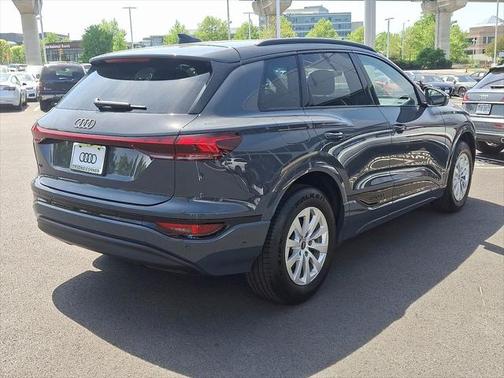 2025 Audi Q6 e-tron Premium