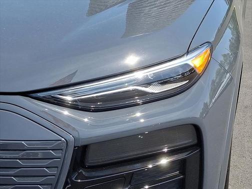 2025 Audi Q6 e-tron Premium