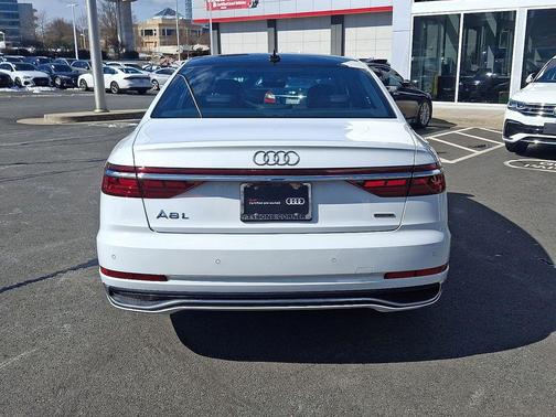 2023 Audi A8 L 55 TFSI quattro Tiptronic