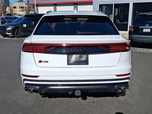 Glacier White Metallic 2022 Audi SQ8 4.0T Prestige
