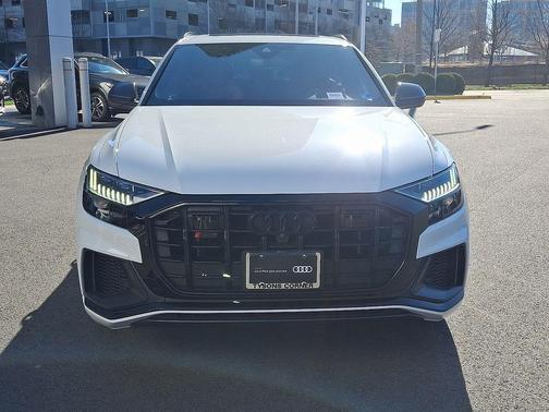 Glacier White Metallic 2022 Audi SQ8 4.0T Prestige