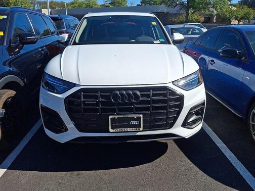 2025 Audi Q5 40 Premium