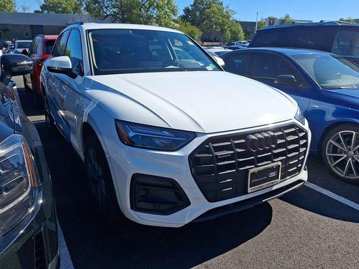2025 Audi Q5 40 Premium