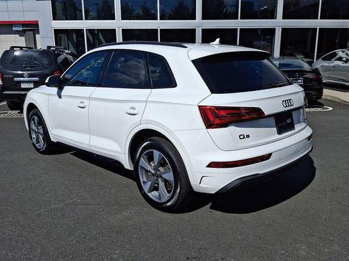 2025 Audi Q5 40 Premium