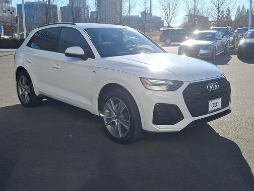 2025 Audi Q5 45 S line Premium