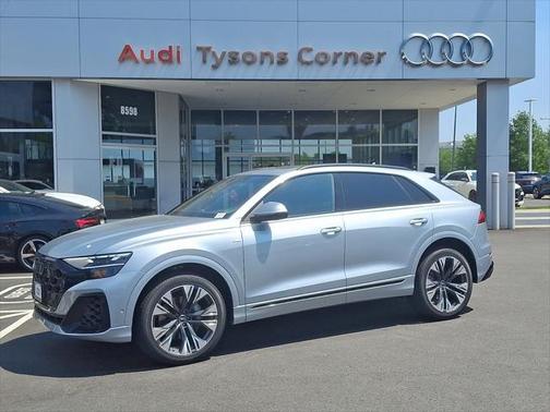 2025 Audi Q8 55 Premium Plus