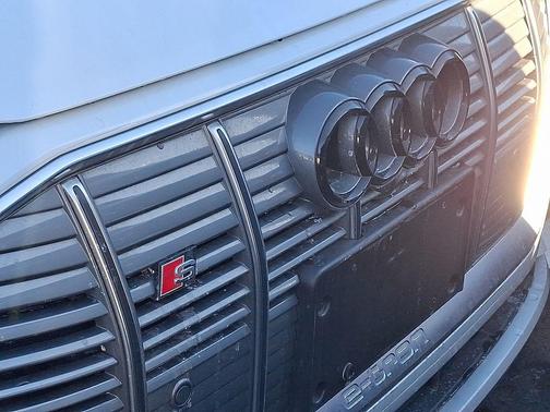 2022 Audi e-tron S Premium Plus