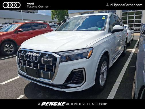 2025 Audi Q7 55 Premium
