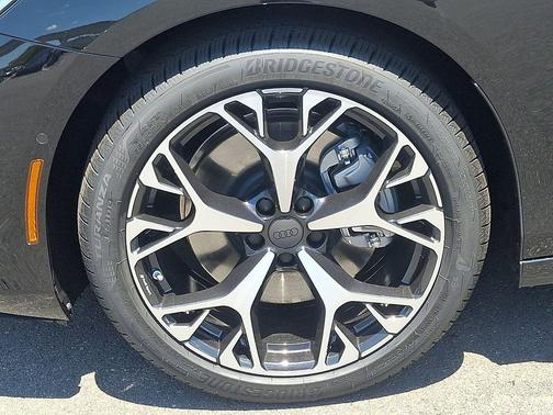 Mythos Black Metallic 2026 Audi A6 Premium Plus quattro S tronic
