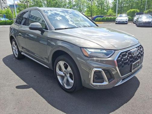 2023 Audi Q5 45 S line Premium Plus