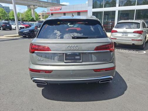 2023 Audi Q5 45 S line Premium Plus