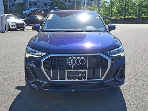 Navarra Blue Metallic 2025 Audi Q3 45 S line Premium Plus