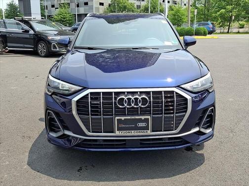 2022 Audi Q3 45 S line Premium