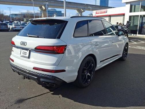 2025 Audi SQ7 4.0T Premium Plus
