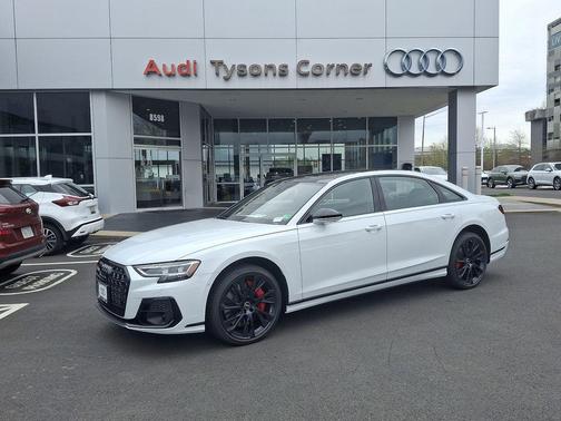 2025 Audi S8 4.0T